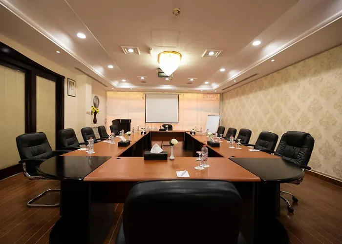Al Jawhara Hotel Apartments